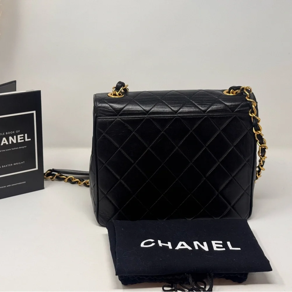 💯💎Authentic💎CHANEL Rare Black Lambskin XL CC Quilted Flap Bag 24k GP Hardware